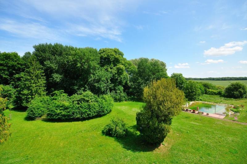 Schlossgut Groß Schwansee 외부 사진 The park